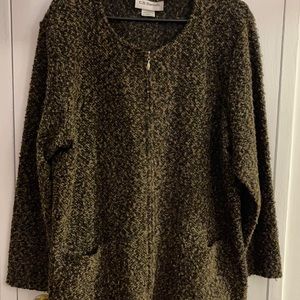 Black/brown/tan zip up knit sweater with pockets